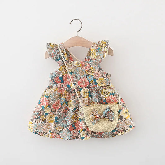 LOLITA vintage dress & Straw bag